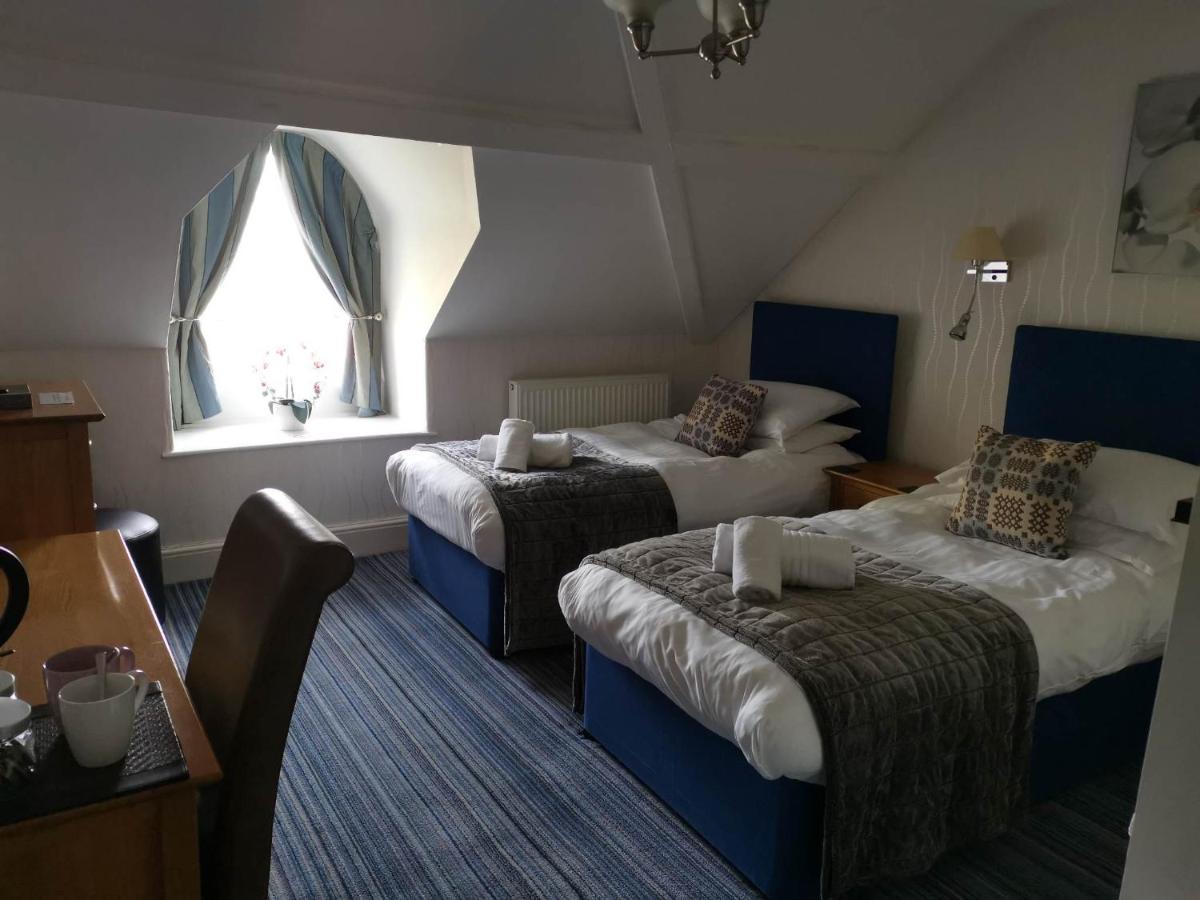 Llety Teifi Guest House Cardigan Buitenkant foto