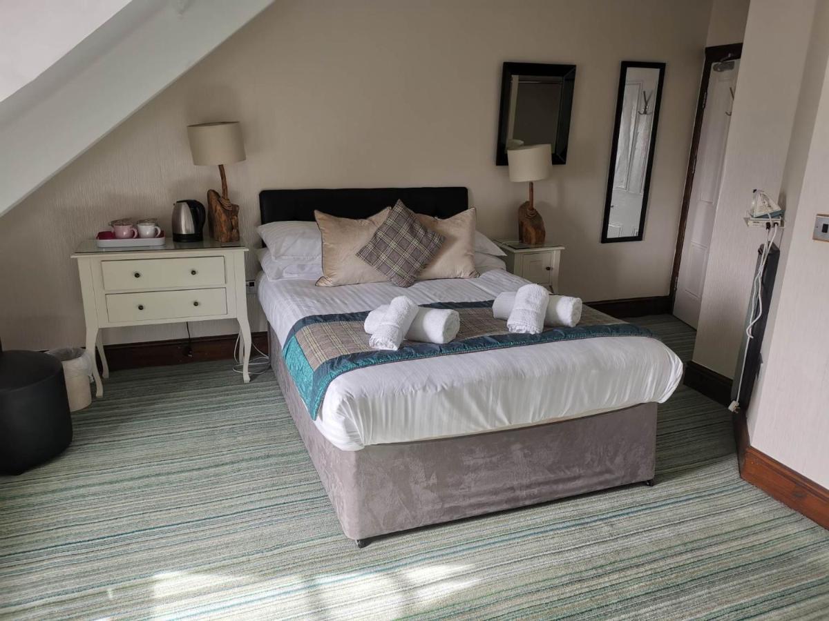 Llety Teifi Guest House Cardigan Buitenkant foto