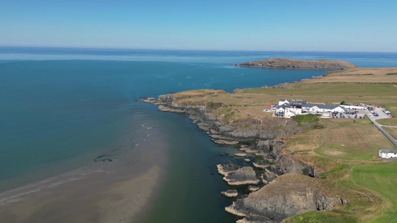 Llety Teifi Guest House Cardigan Buitenkant foto