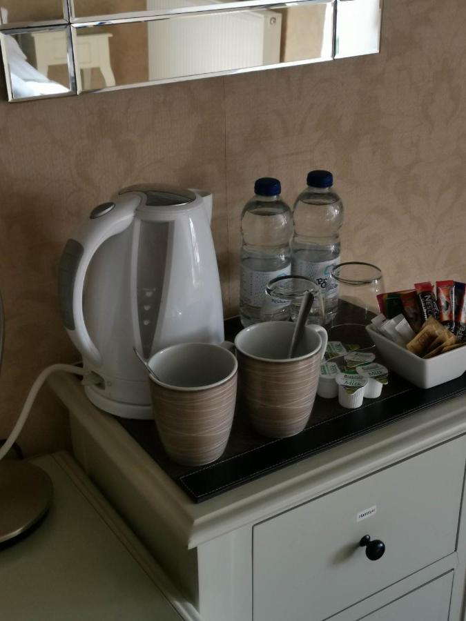 Llety Teifi Guest House Cardigan Buitenkant foto