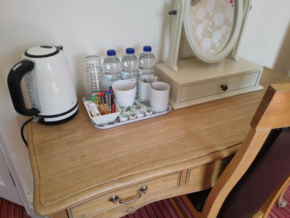 Llety Teifi Guest House Cardigan Buitenkant foto